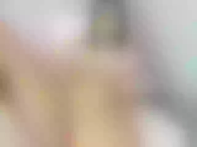 Live sex webcam photo for lizzarobert #274366653