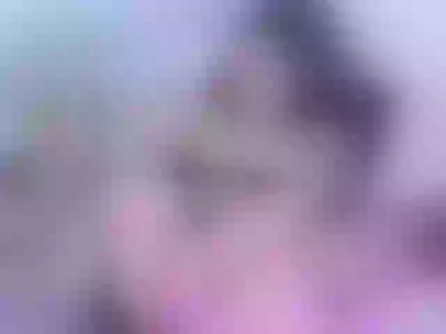 Live sex webcam photo for lizzarobert #276801930