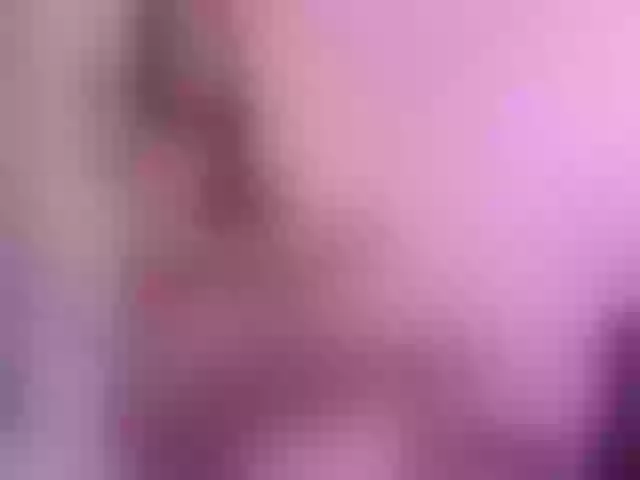Live sex webcam photo for lizzarobert #276997286