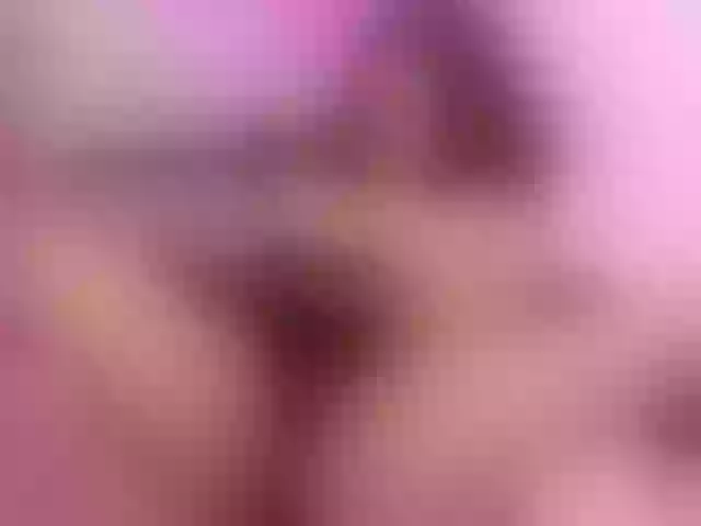 Live sex webcam photo for lizzarobert #277016692