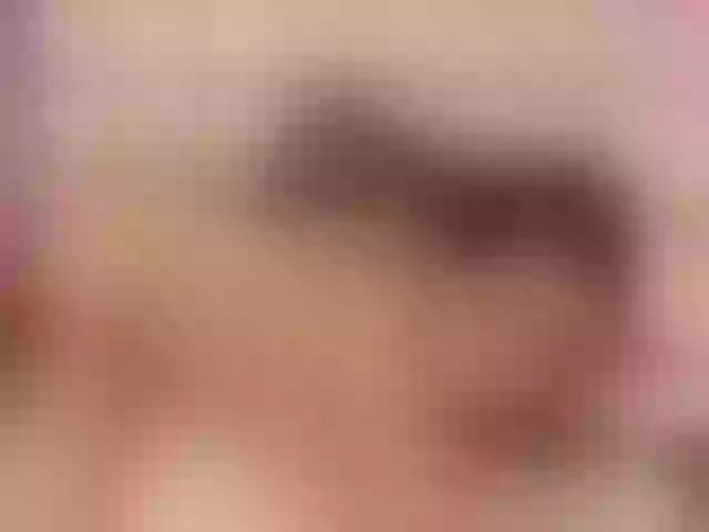 Live sex webcam photo for lizzarobert #277085725