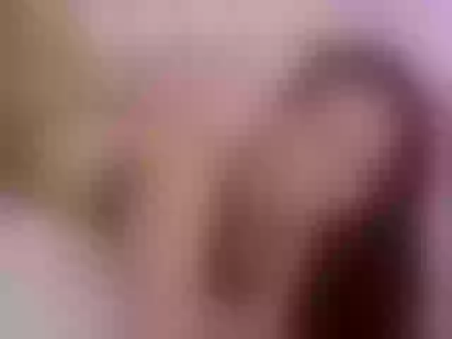 Live sex webcam photo for lizzarobert #277098473