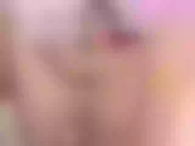Live sex webcam photo for lizzarobert #277126042