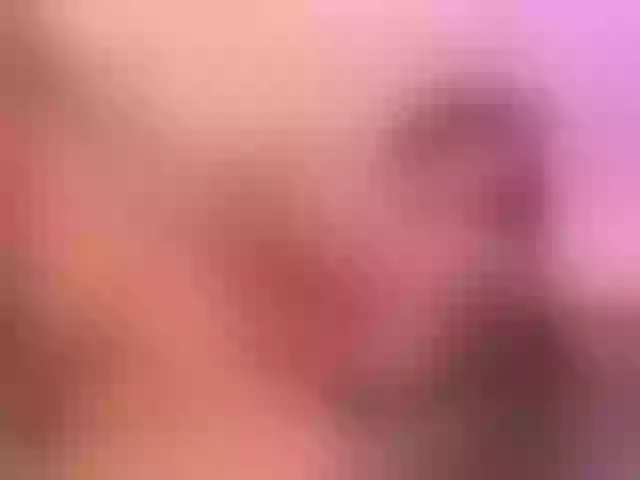 Live sex webcam photo for lizzarobert #277173717