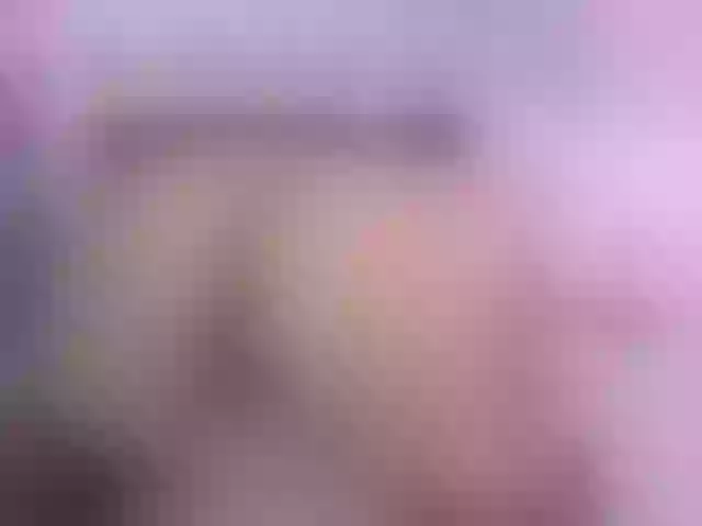 Live sex webcam photo for lizzarobert #277360567