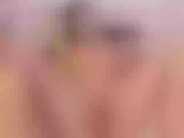 Live sex webcam photo for lizzarobert #277408664