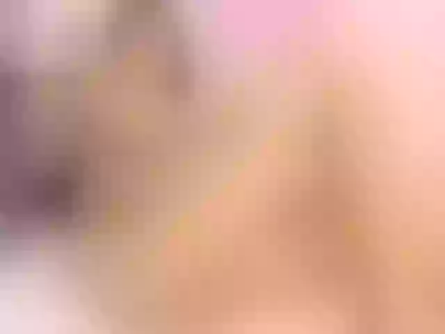 Live sex webcam photo for lizzarobert #277422883