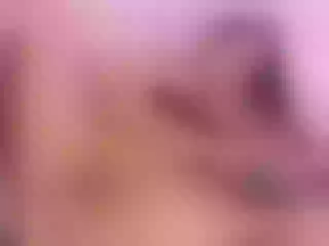 Live sex webcam photo for lizzarobert #277449545