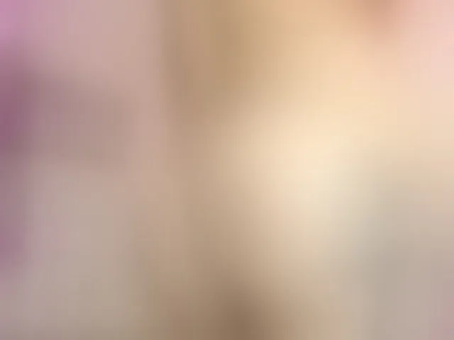 Live sex webcam photo for lizzarobert #277543016