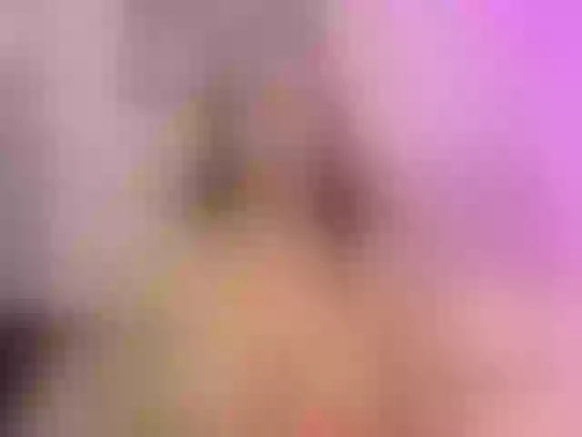 Live sex webcam photo for lizzarobert #277932789