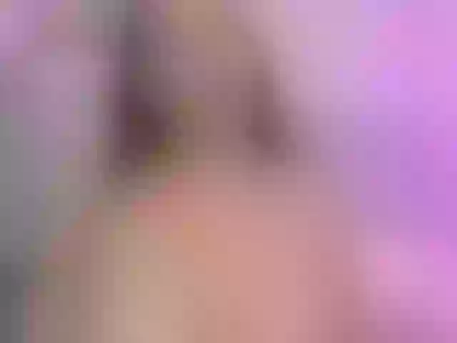 Live sex webcam photo for lizzarobert #277998927