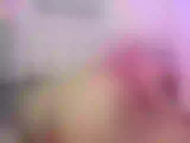 Live sex webcam photo for lizzarobert #278055957