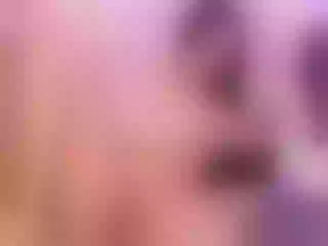 Live sex webcam photo for lizzarobert #278123657