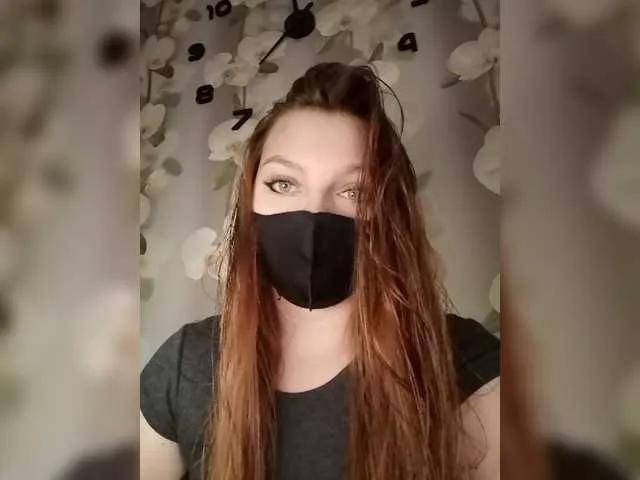 Live sex webcam photo for Lizzic25 #276089900