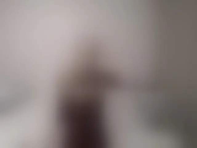 Live sex webcam photo for LizzieBrait #292429863