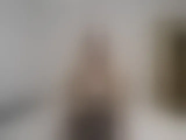 Live sex webcam photo for LizzieBrait #293838457