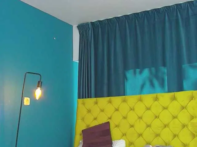 Live sex webcam photo for LizzieGolden #291217988