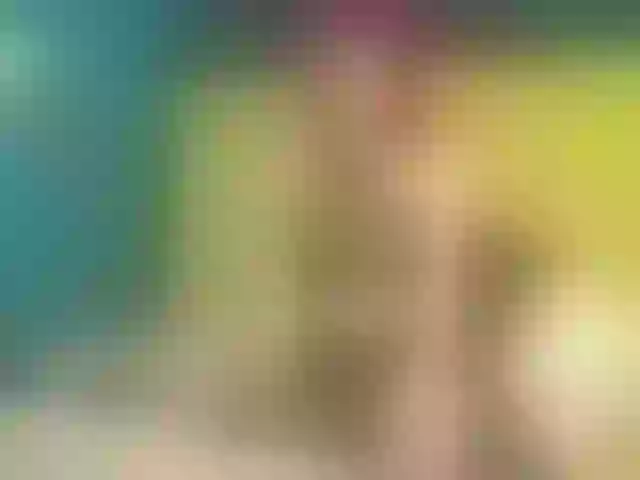 Live sex webcam photo for LizzieGolden #291231468