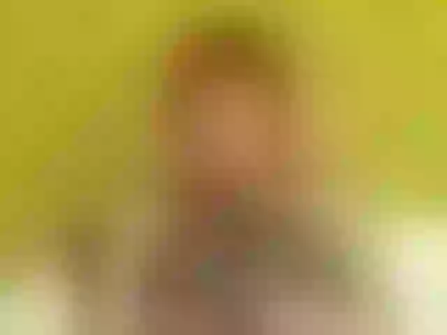 Live sex webcam photo for LizzieGolden #291317239