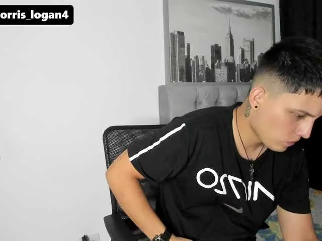 Live sex webcam photo for Logan-morris #276904670