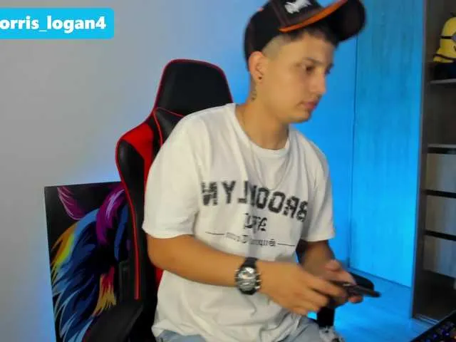 Live sex webcam photo for Logan-morris #276910357