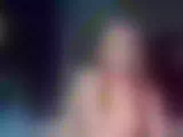Live sex webcam photo for LoiisFostter #272509494