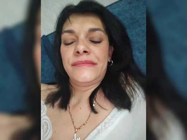 Live sex webcam photo for Lois-Lorrie #290165635