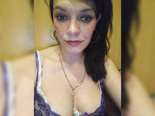 Live sex webcam photo for Lois-Lorrie #290294023