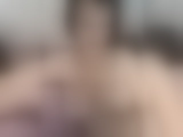 Live sex webcam photo for Lois-Lorrie #294193763