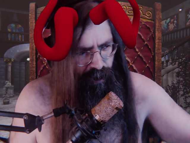 Live sex webcam photo for LoisDevFazouro #275564021