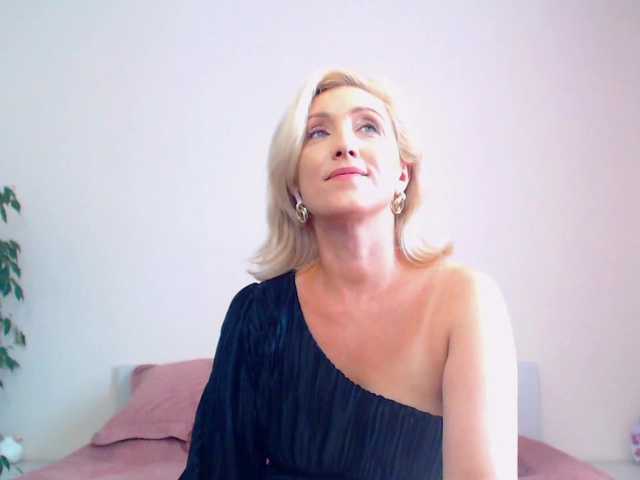 Live sex webcam photo for Lola-Nelson #278252694