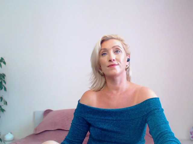 Live sex webcam photo for Lola-Nelson #278258401