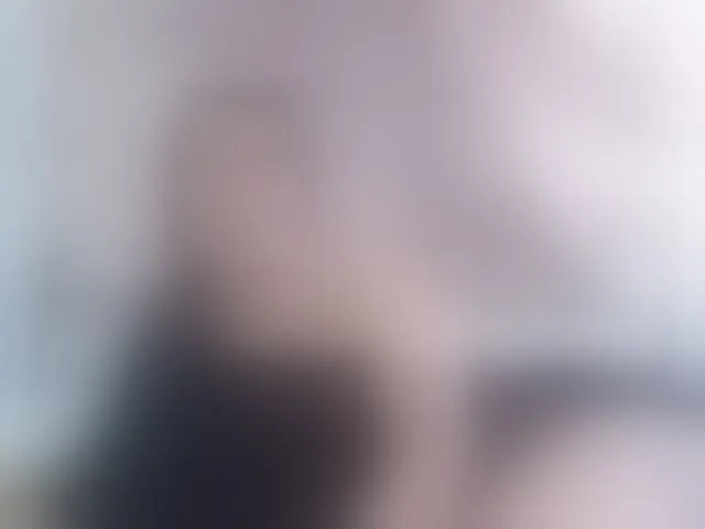 Live sex webcam photo for Lola-Nelson #292461158