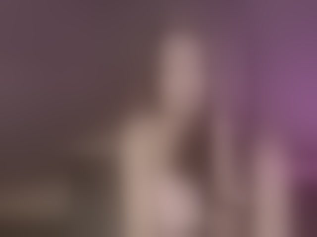 Live sex webcam photo for Lola-li #294118237
