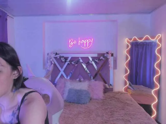Live sex webcam photo for Lola-tay #278082704