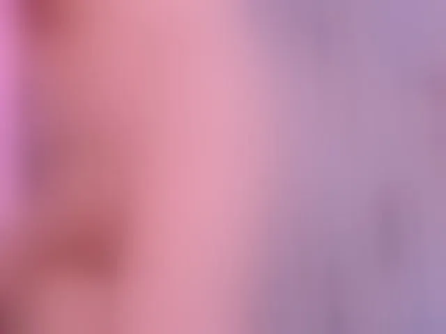 Live sex webcam photo for Lola1-1 #292808079