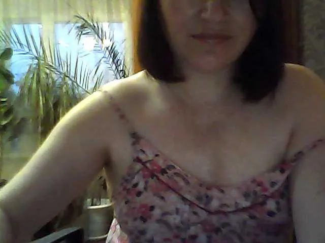 Live sex webcam photo for Lola18111 #272886649