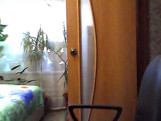 Live sex webcam photo for Lola18111 #273074297