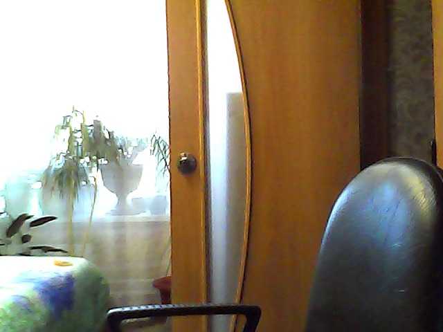 Live sex webcam photo for Lola18111 #273313161