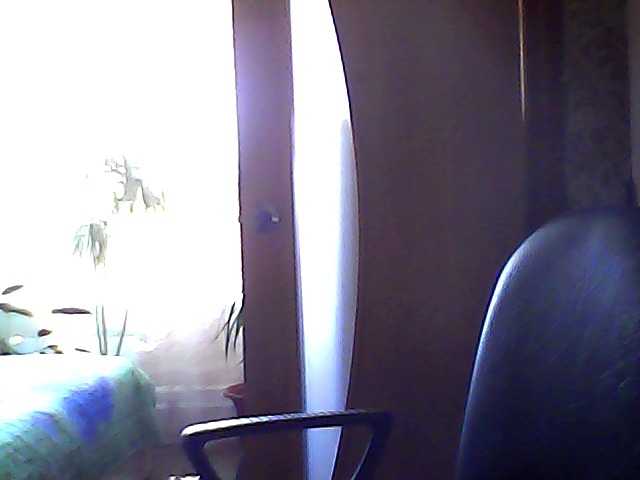 Live sex webcam photo for Lola18111 #273445718