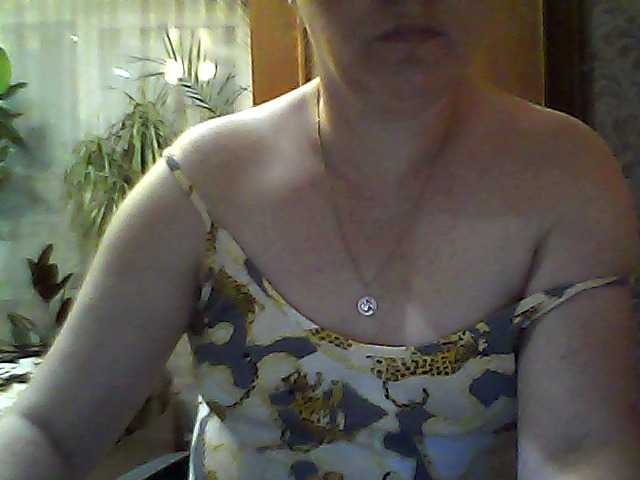 Live sex webcam photo for Lola18111 #273545554