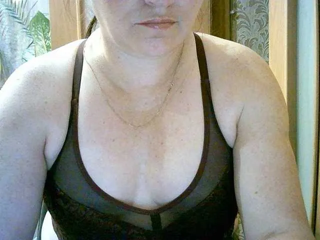 Live sex webcam photo for Lola18111 #276489645