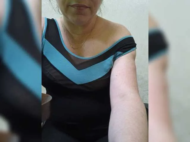 Live sex webcam photo for Lola18111 #277202872