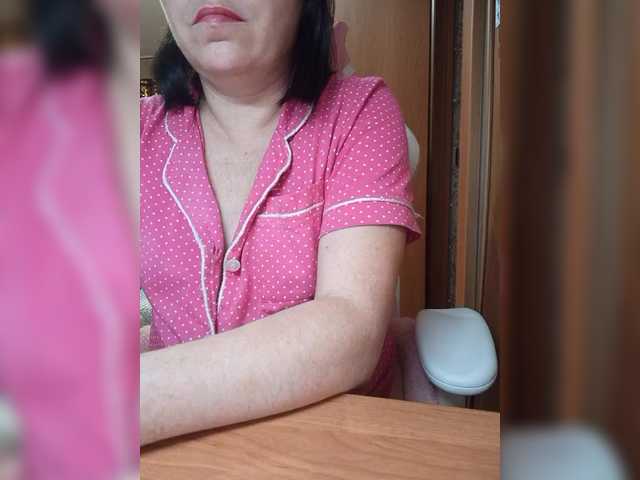 Live sex webcam photo for Lola18111 #290724593