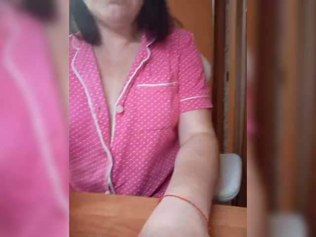 Live sex webcam photo for Lola18111 #291137672