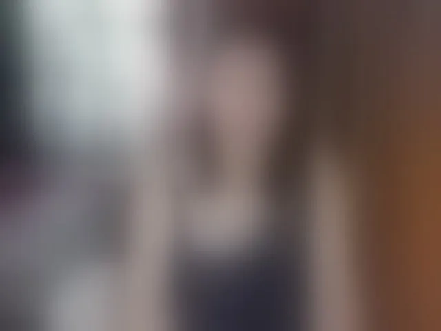 Live sex webcam photo for Lola18111 #292499663