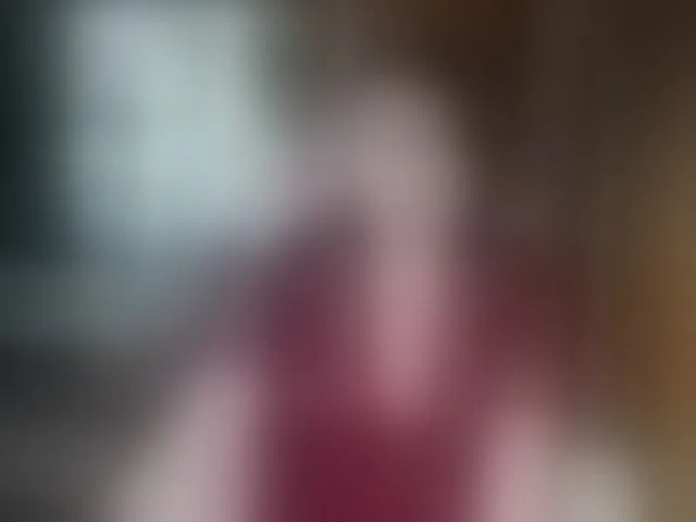 Live sex webcam photo for Lola18111 #293348277
