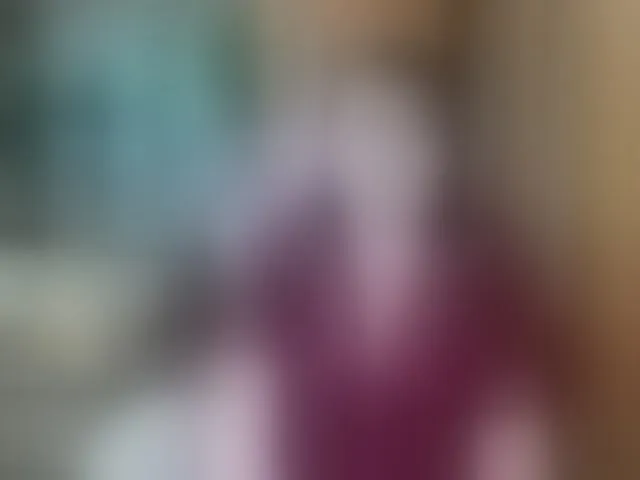Live sex webcam photo for Lola18111 #293349617