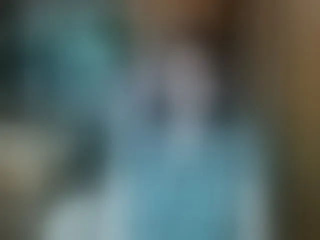Live sex webcam photo for Lola18111 #293398487