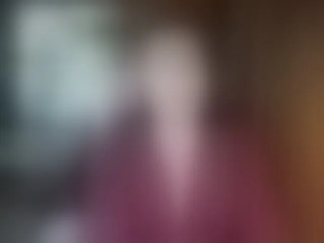 Live sex webcam photo for Lola18111 #293478980